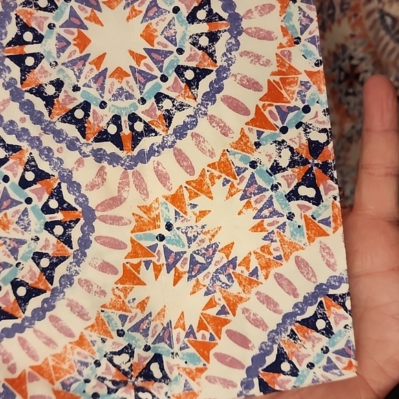 Chico’s Effortless Danise Sunburst Button-Down Shirt sz 1 - Picture 3 of 6